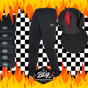 jogging_black_bkg_3